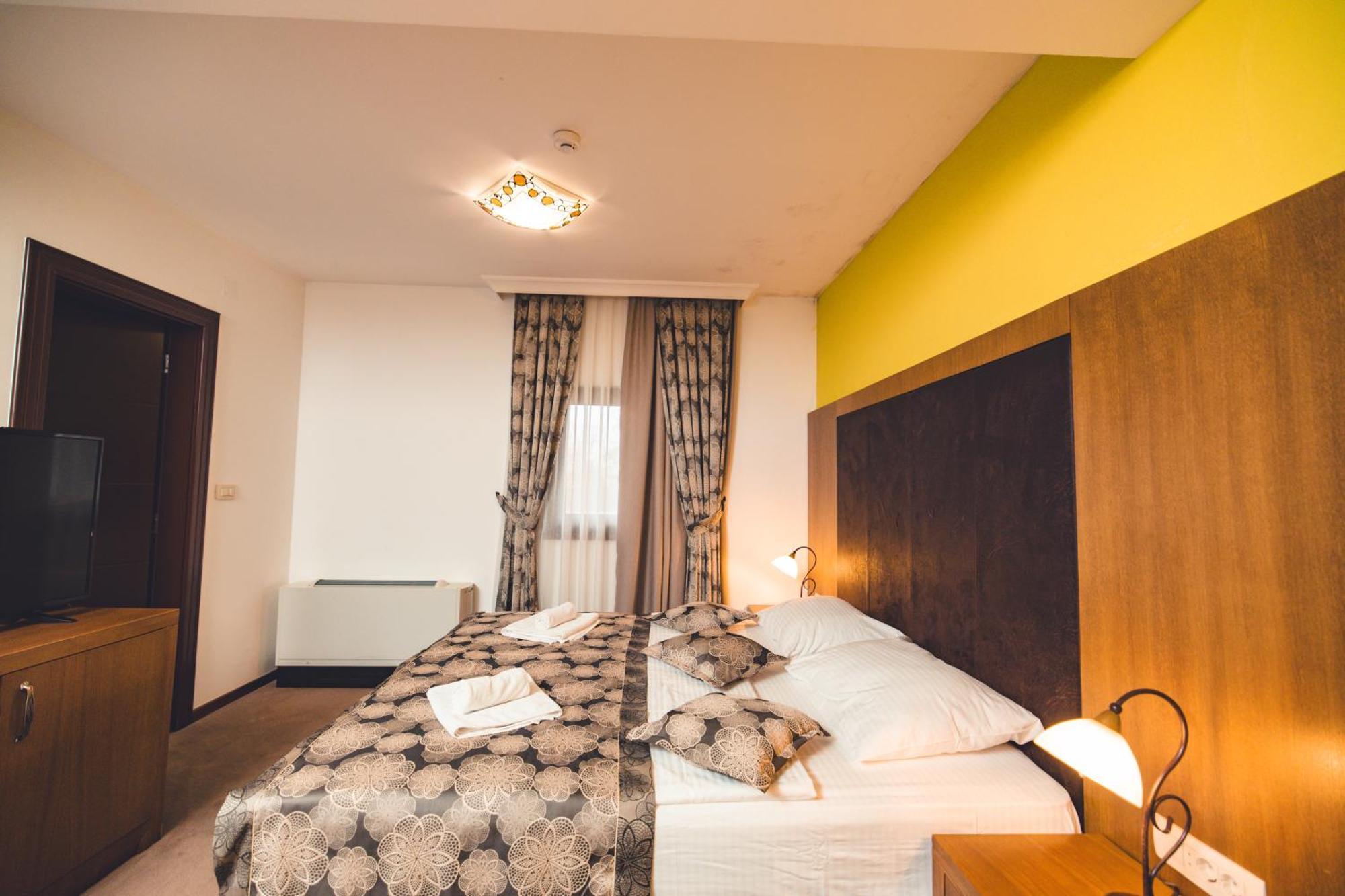 Etno Selo Stanisici Hotel Leonida Dijelovi エクステリア 写真