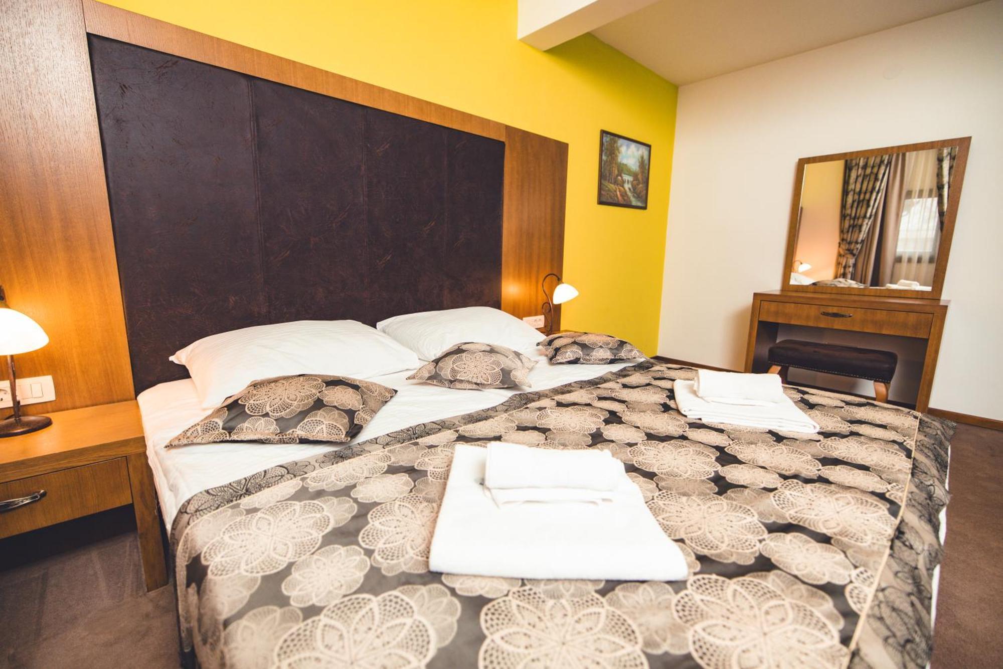 Etno Selo Stanisici Hotel Leonida Dijelovi エクステリア 写真