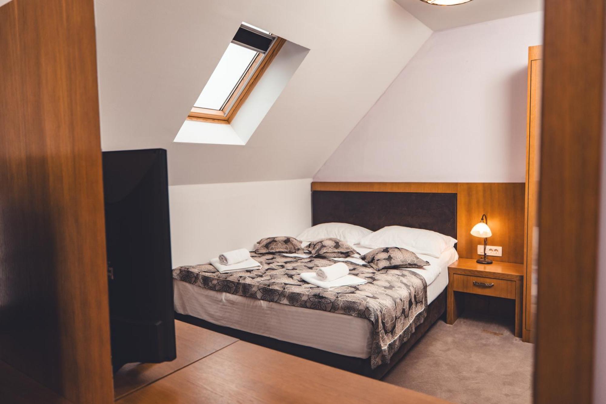 Etno Selo Stanisici Hotel Leonida Dijelovi エクステリア 写真
