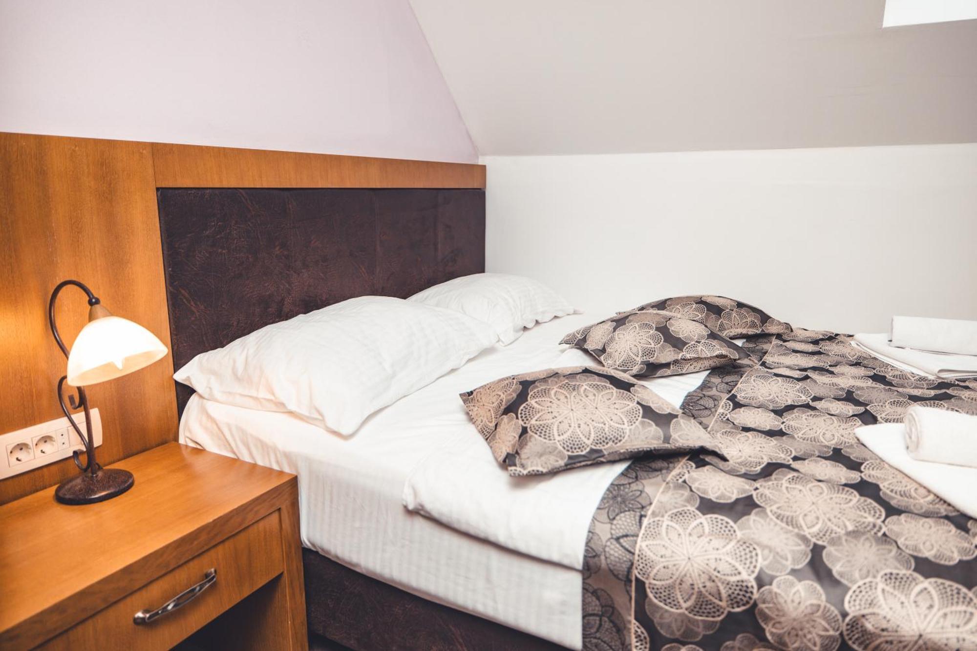 Etno Selo Stanisici Hotel Leonida Dijelovi エクステリア 写真