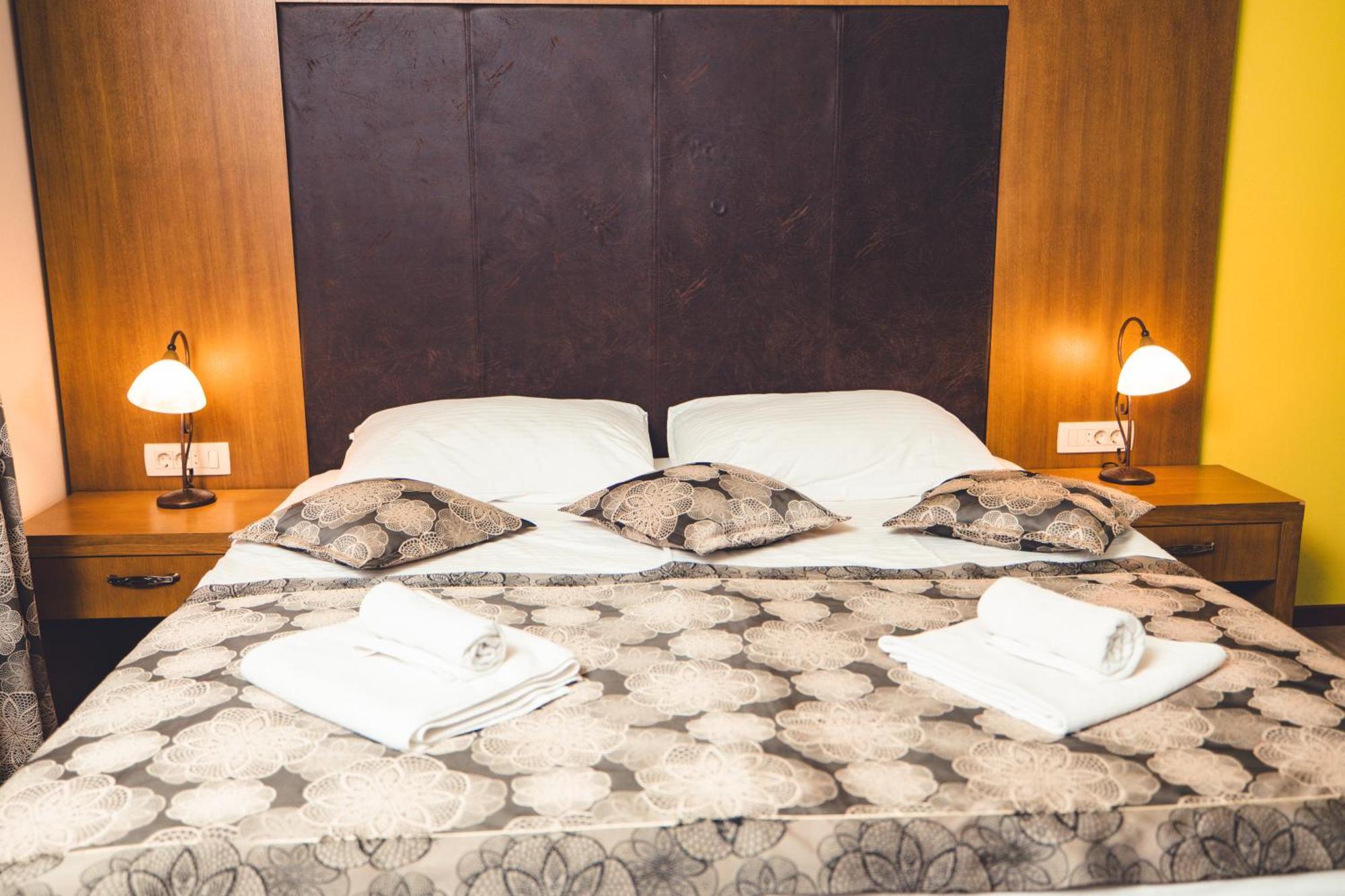 Etno Selo Stanisici Hotel Leonida Dijelovi エクステリア 写真